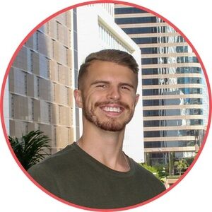 Meet your Posher, Logan